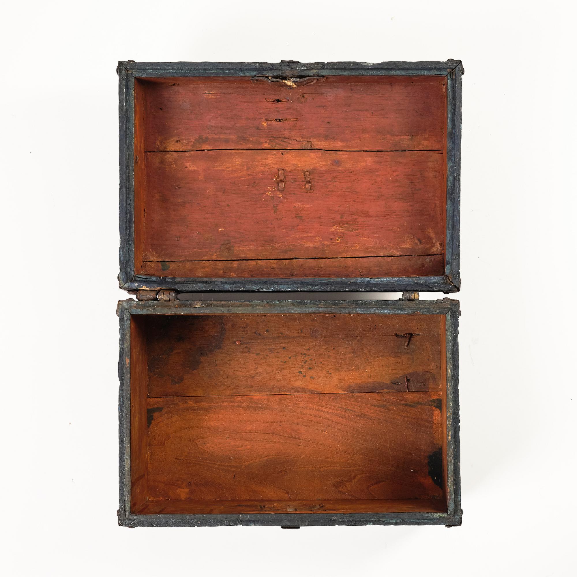 A Swedish carved baroque chest, 17th / early 18th century.