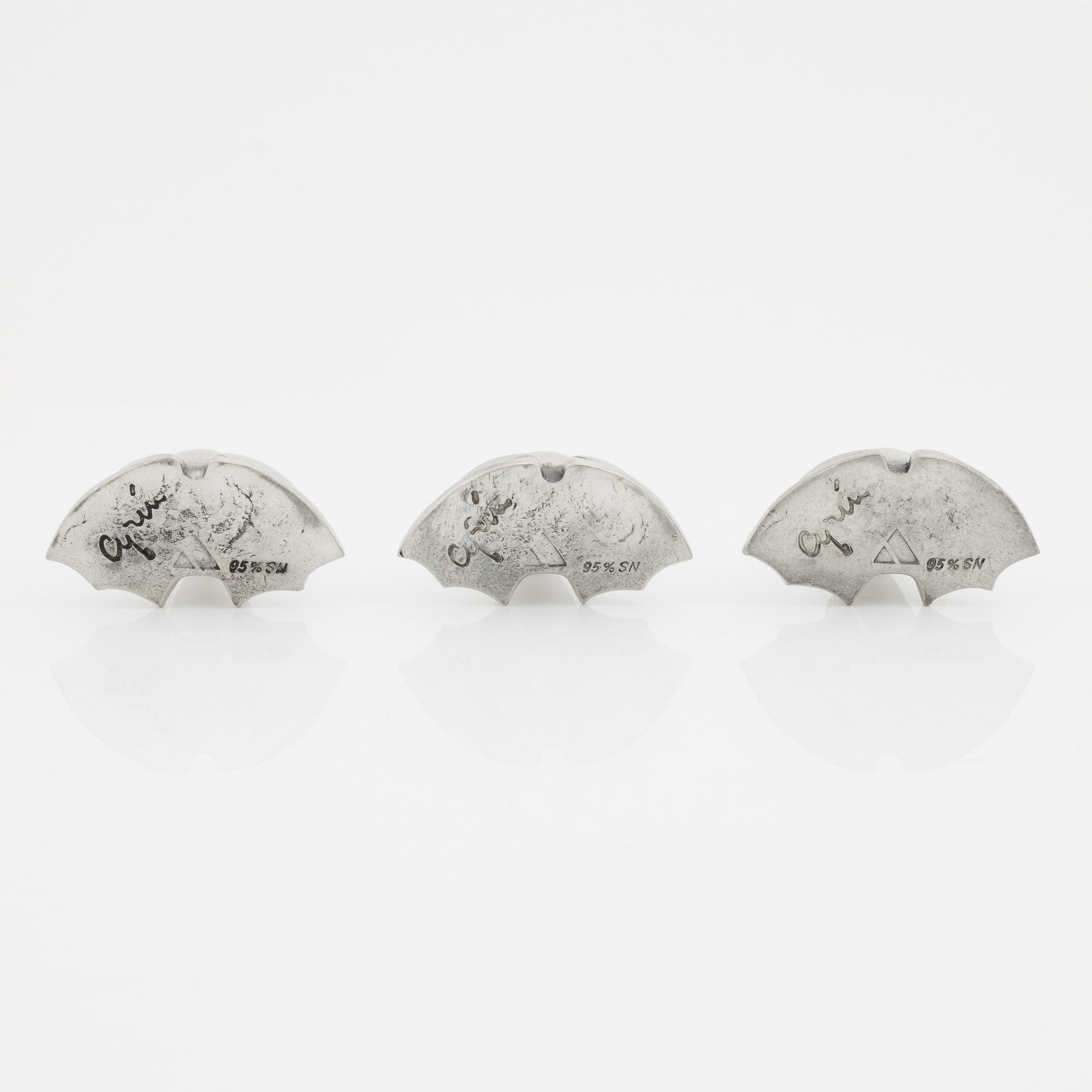 Gunnar Cyrén, three pewter figurines, signed.