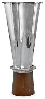 273. Tapio Wirkkala, A VASE.