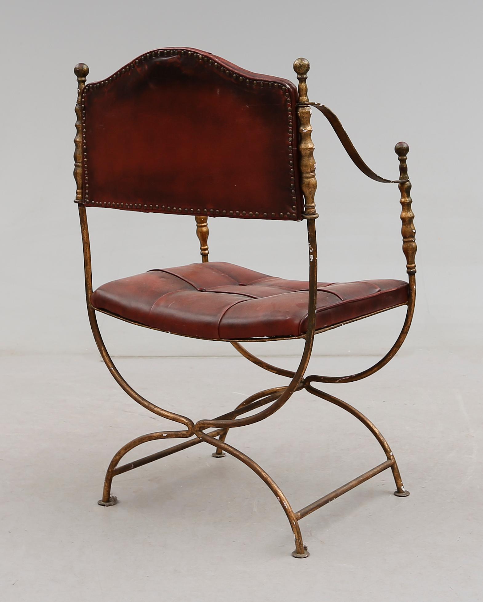 KARMSTOL, 1900-talets mitt.