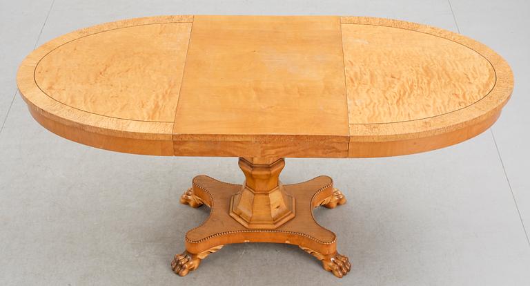 PELARBORD, empirestil, 1900-talets början.