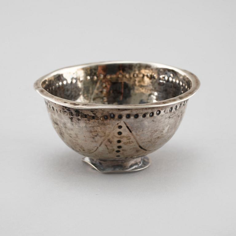 Nils Julihn, Karlshamn bl a, 1700- och 1800-tal, tumlare, 3 st, silver.