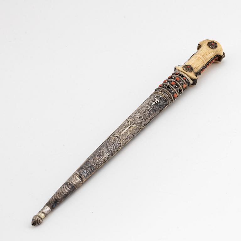 A early 19th Century Ottoman dagger.