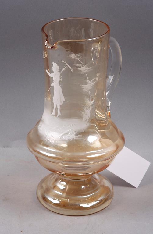 TILLBRINGARE, glas, sk Mary Gregory, omkring 1900.