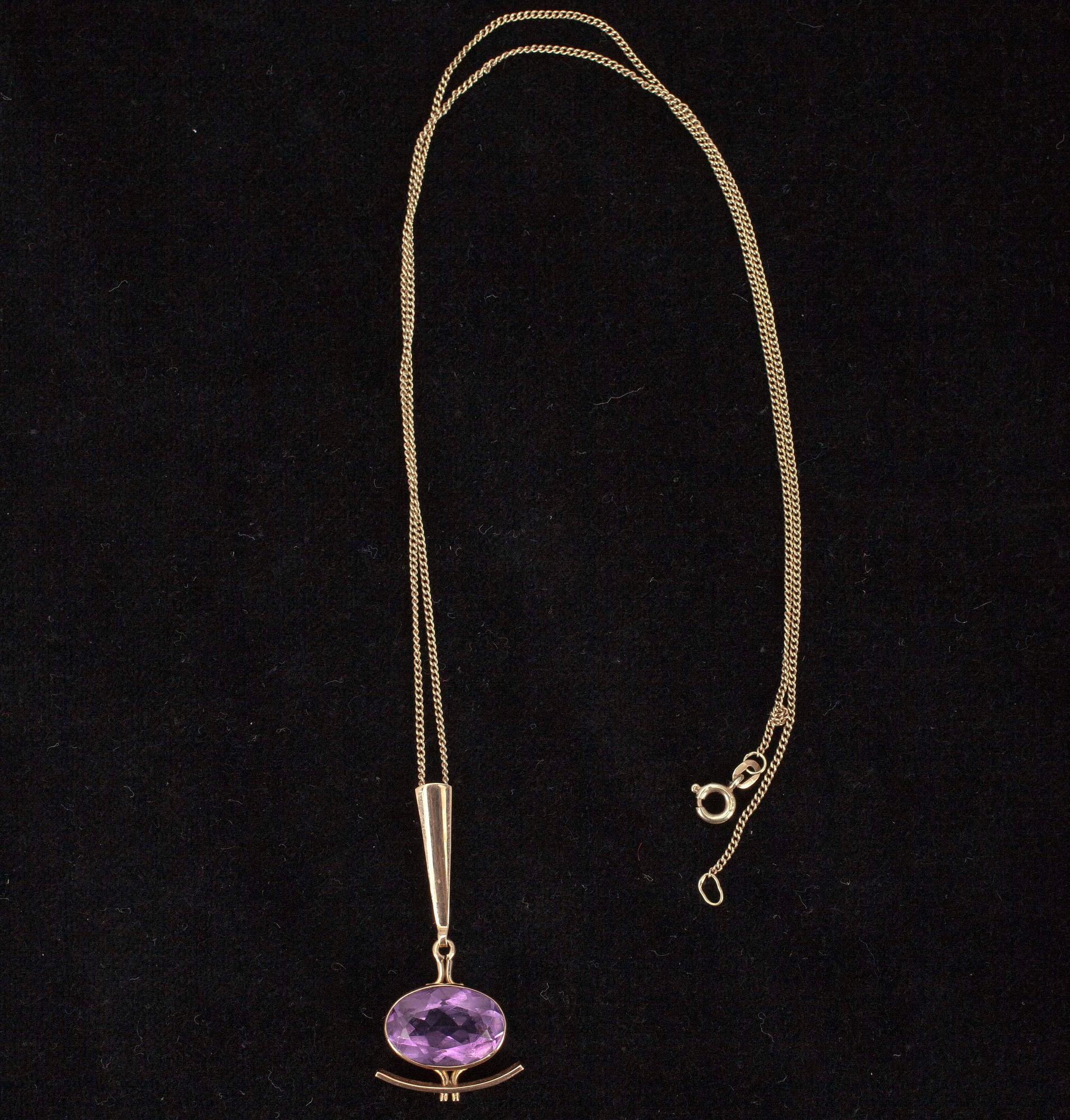 KED, guld 14K samt, Kupittaan Kulta, Åbo. HÄNGE, ametist samt guld 14K, stämplad V.I.