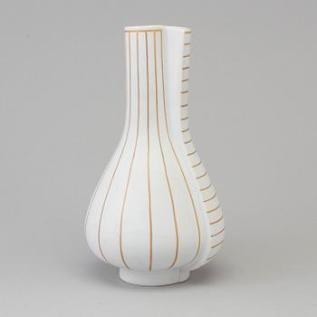 WILHELM KÅGE, a 'Guldsurrea' stoneware vase from Gustavsberg studio.