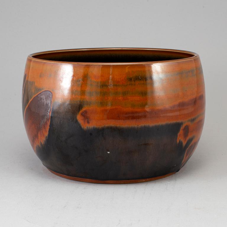 CARL-HARRY STÅLHANE, a stoneware pot, Rörstrand,  signed and dated -62.