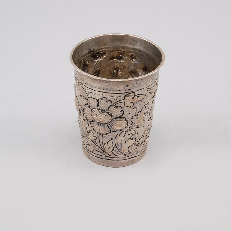 BÄGARE, silver, troligen 1700-tal. Vikt 110 gram.