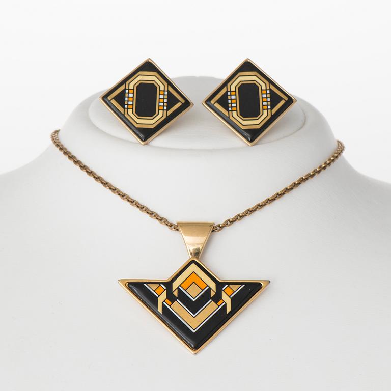 A NECKLACE and A PAIR OF EARRINGS, costume jewelry, Michaela Frey.