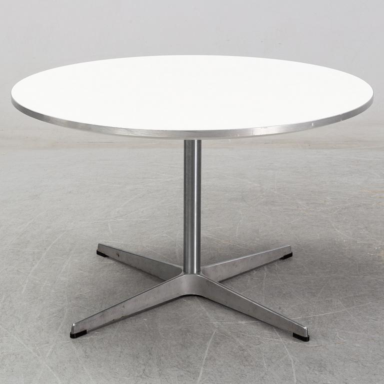 A 'Circular' coffee table by Arne Jacobsen, Piet Hein & Bruno Mathsson for Fritz Hansen, dated 2004, designed 1968.