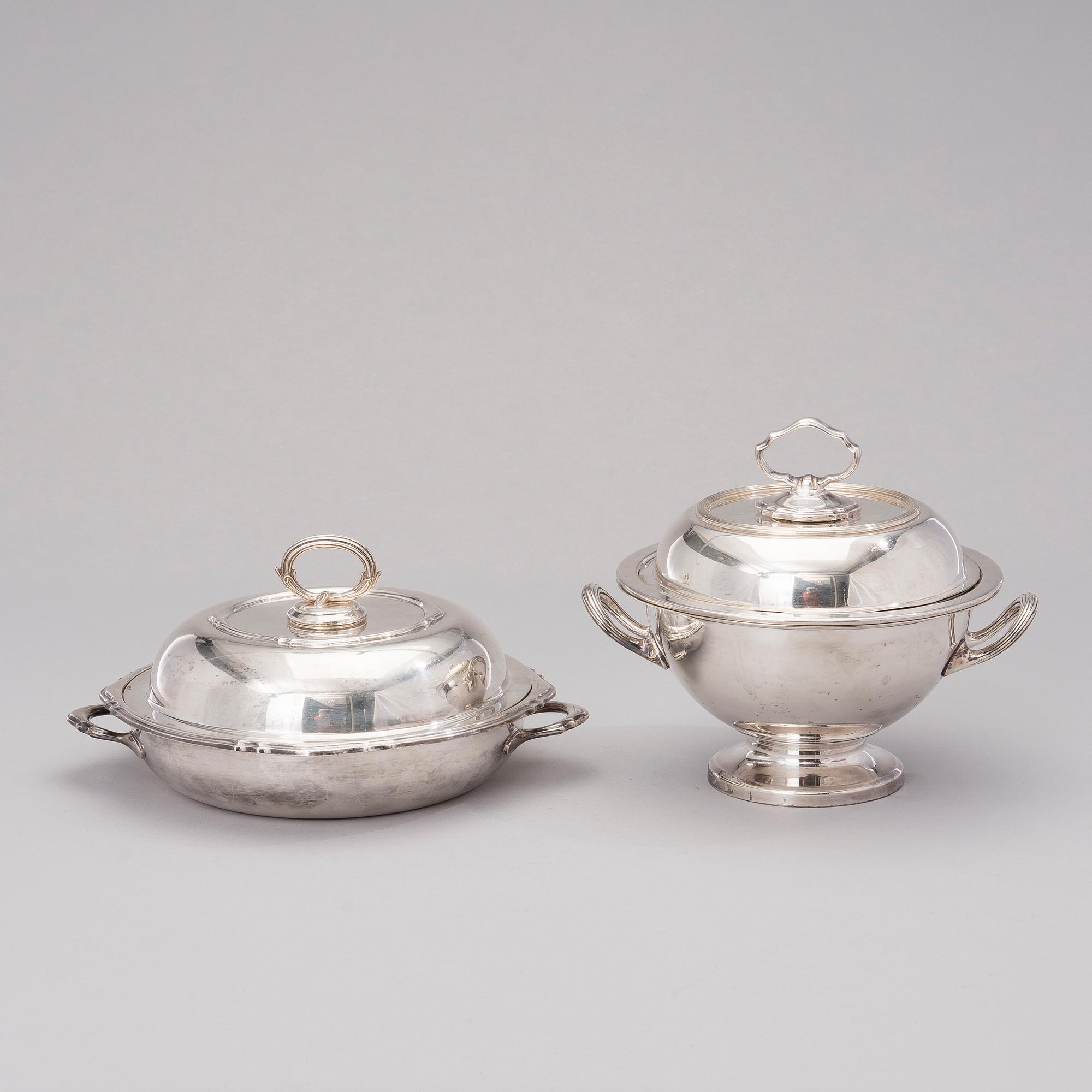 KAROTTER, 2 st, försilvrad, Mappin & Webb, England 1900-tal.