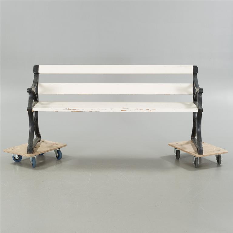 FOLKE BENSOW, trädgårdssoffa, Näfveqvarns Bruk, 1900-talets första hälft.