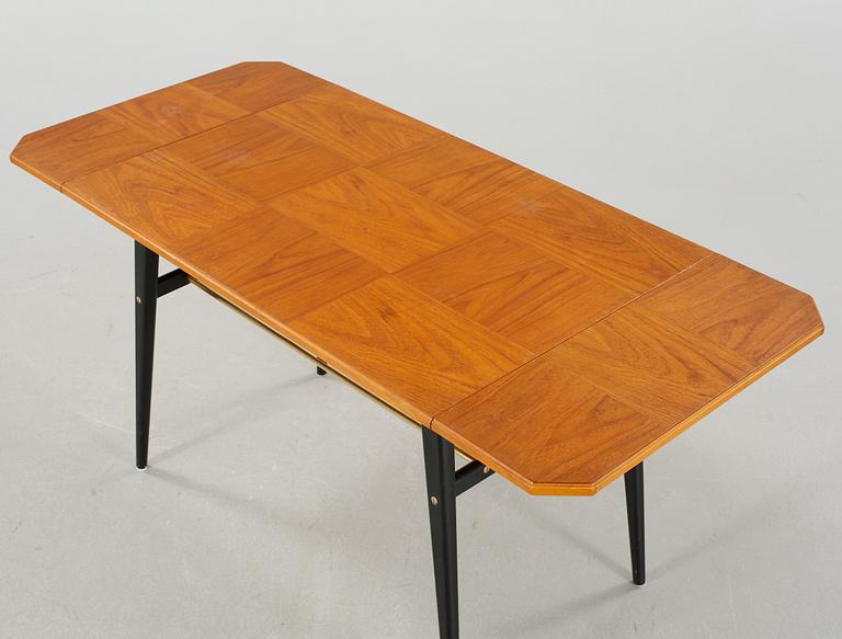 A coffee table, around the mid 20th century.