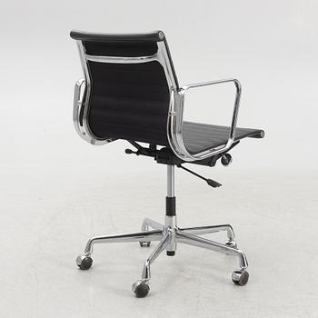 Charles & Ray Eames, office chair, "EA117" Vitra.