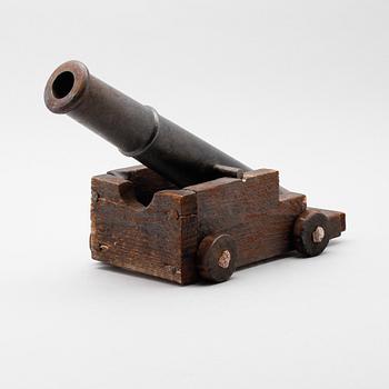 SALUTKANON, järn, 1900-tal.