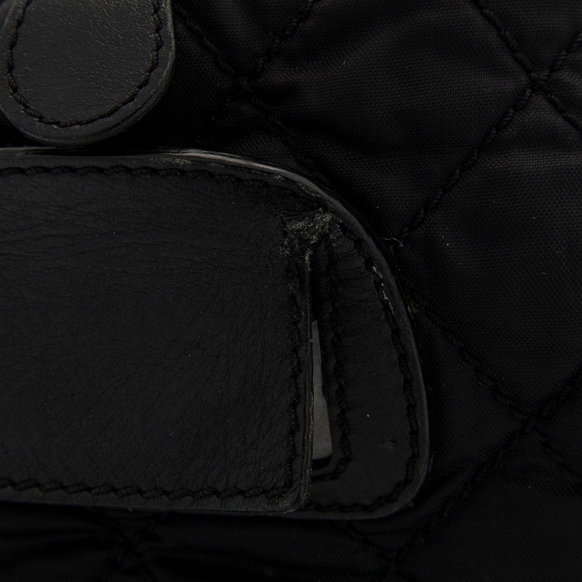 Chanel, laukku, "Paris-New York Duffle", 2005-2006.