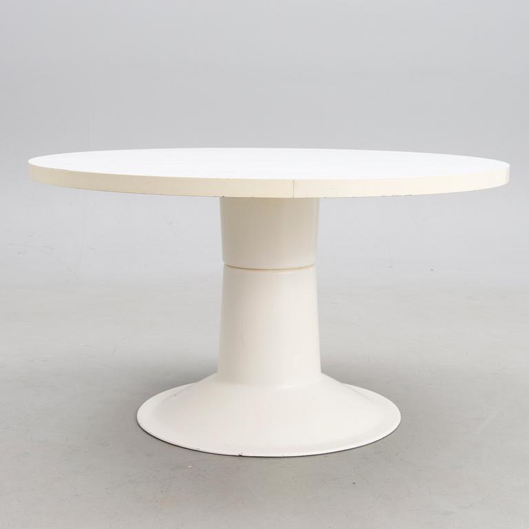A 1970s 'Saturnus' table for Haimi, Finland.
