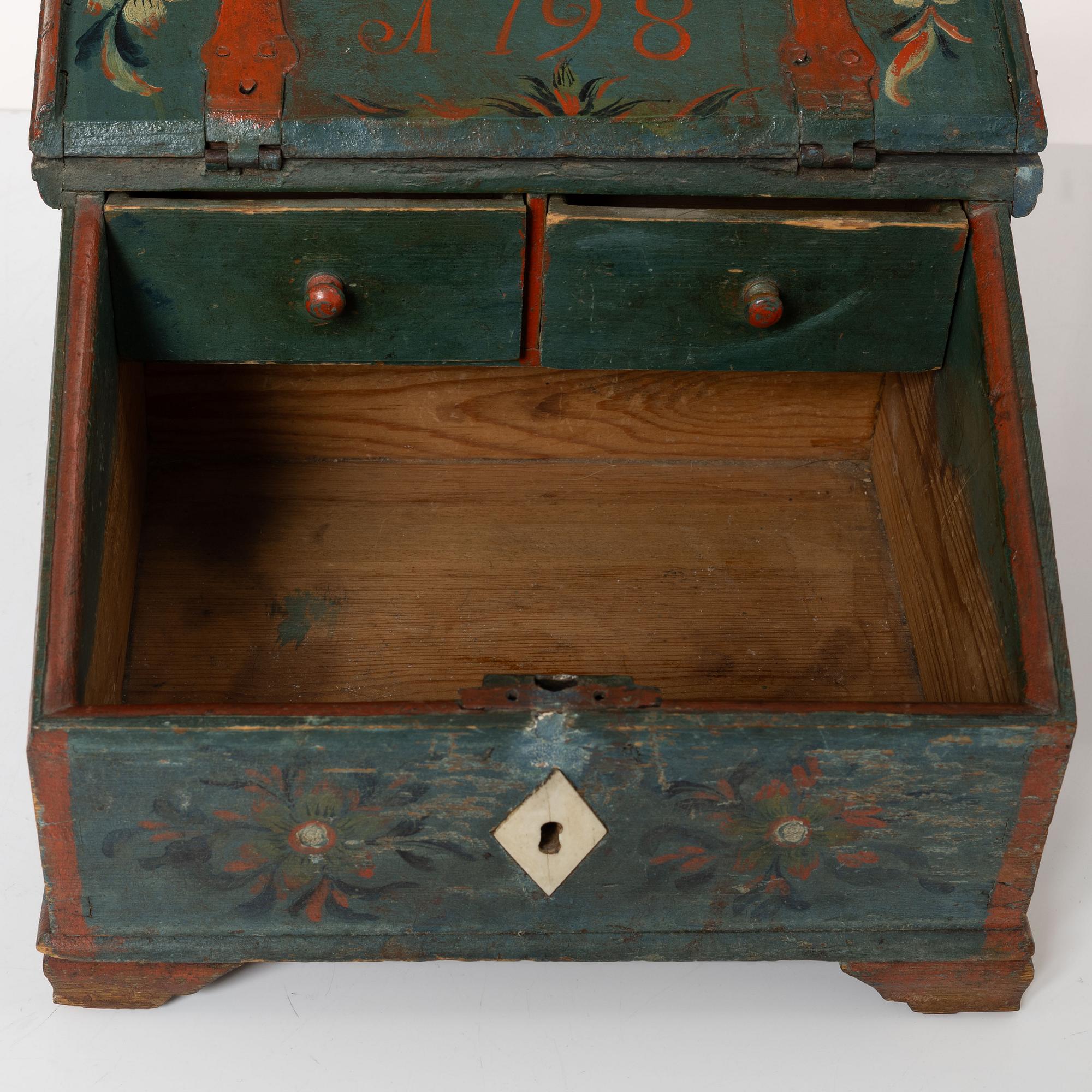 Skrin, allmoge, daterat 1798.