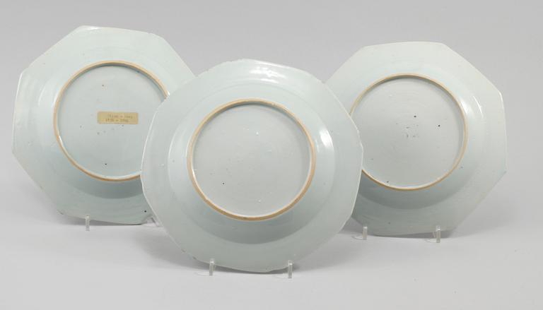 TALLRIKAR, ett par+6 st, porslin, Kina, 1700-tal.