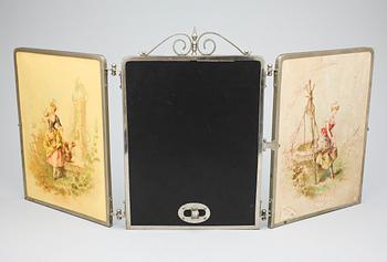 BORDSSPEGEL, vitmetall samt plastliknande material, 1900-talets mitt.