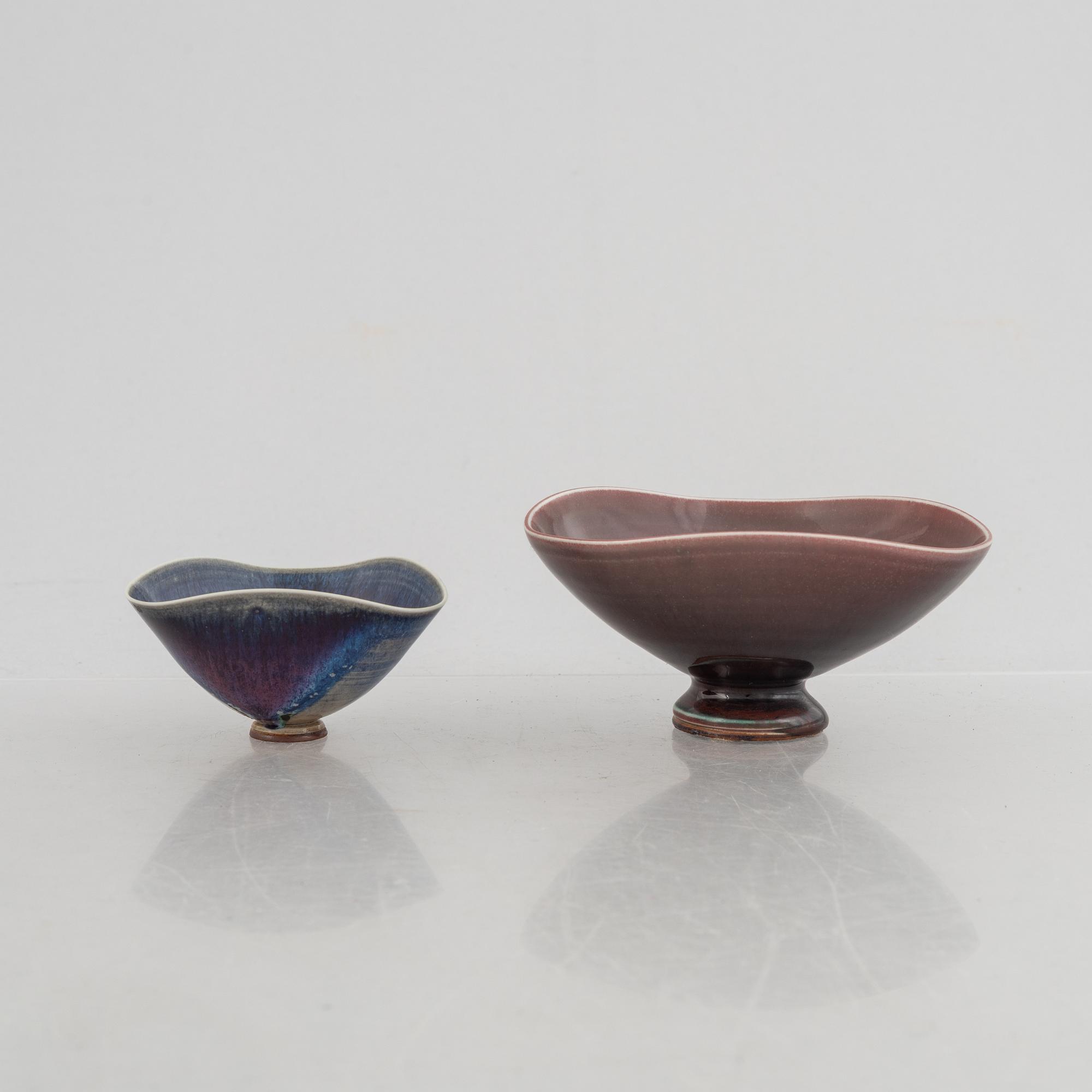 Berndt Friberg, skålar, 2 st, stengods, Gustavsbergs Studio, 1971-75.