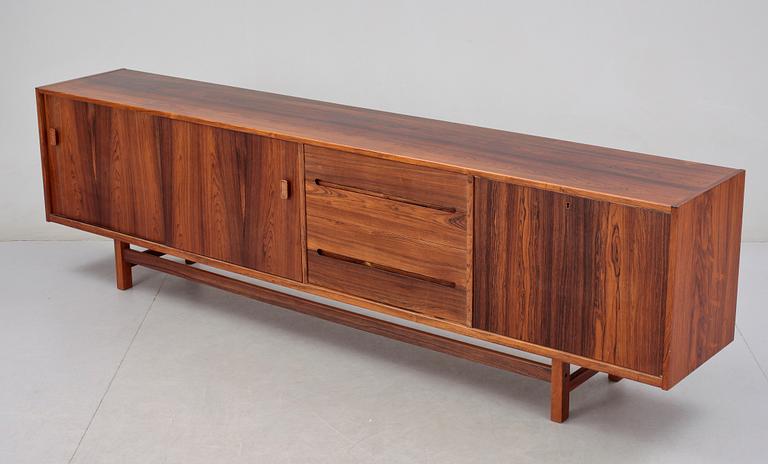 SIDEBOARD, "Grand", Troeds. 1900-talets mitt.