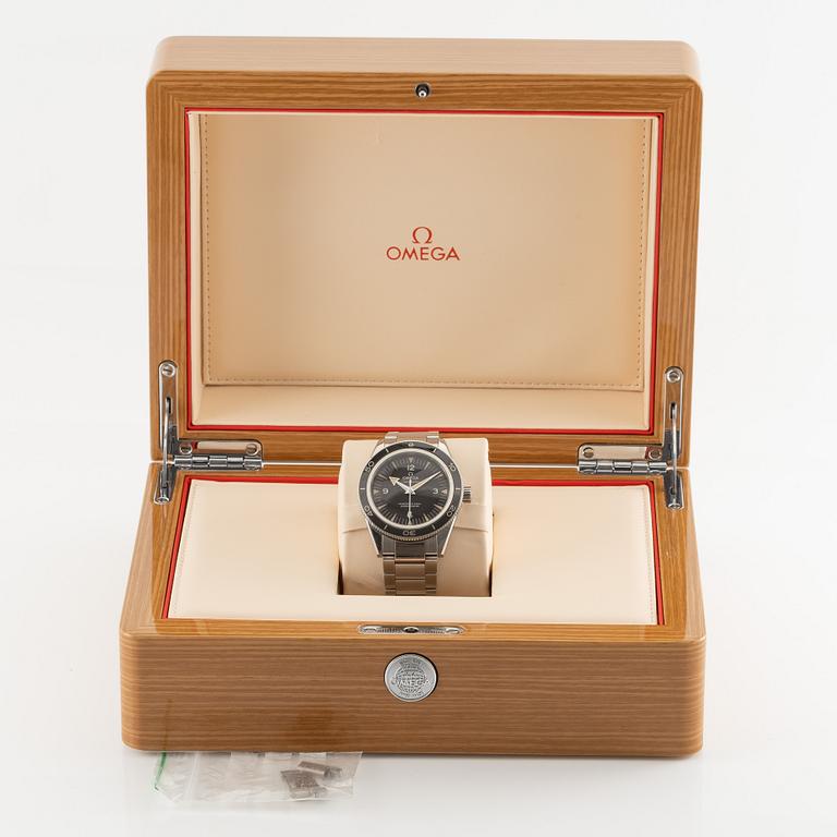 Omega, Seamaster 300, Master Co-Axial, Chronometer, armbandsur, 41 mm.