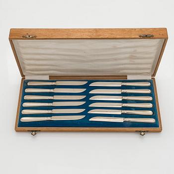 Fruktknivar, 12 st, silver. Adolf Speer, St Petersburg, sekelskiftet 1800/1900.