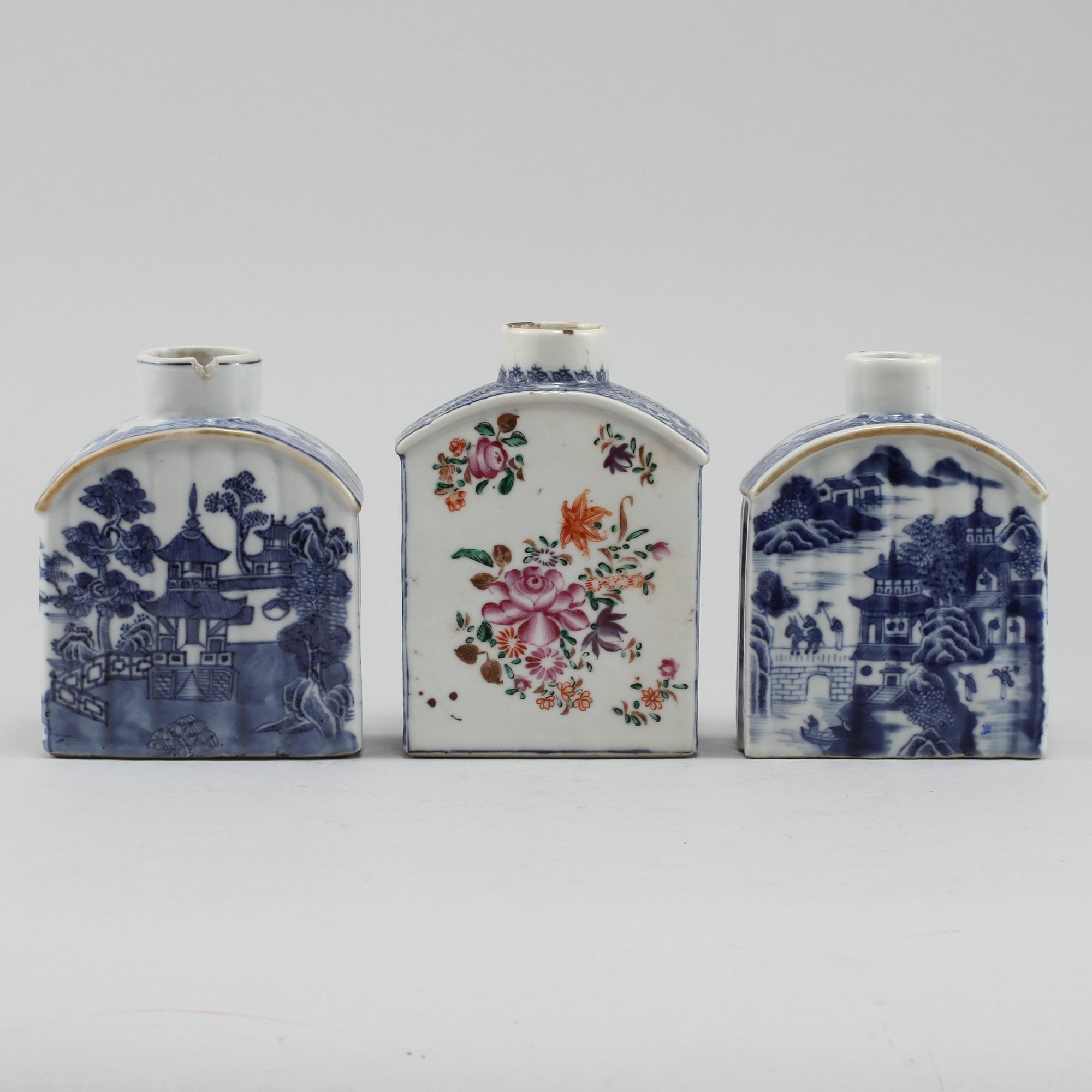 TEDOSOR, 3 st, porslin, Kina, Qianlong (1736-1795).