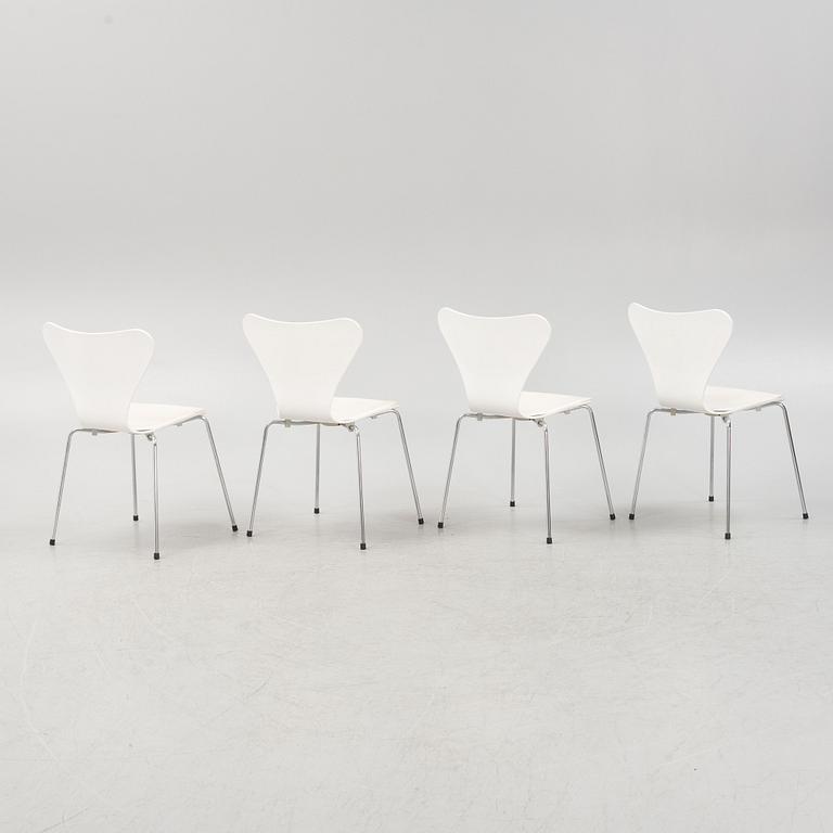 Arne Jacobsen, stolar 4 st, "Sjuan", Fritz Hansen, Danmark.