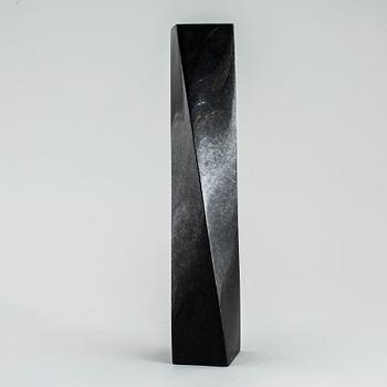 PÅL SVENSSON, a stone sculpture, signed and dated 01.