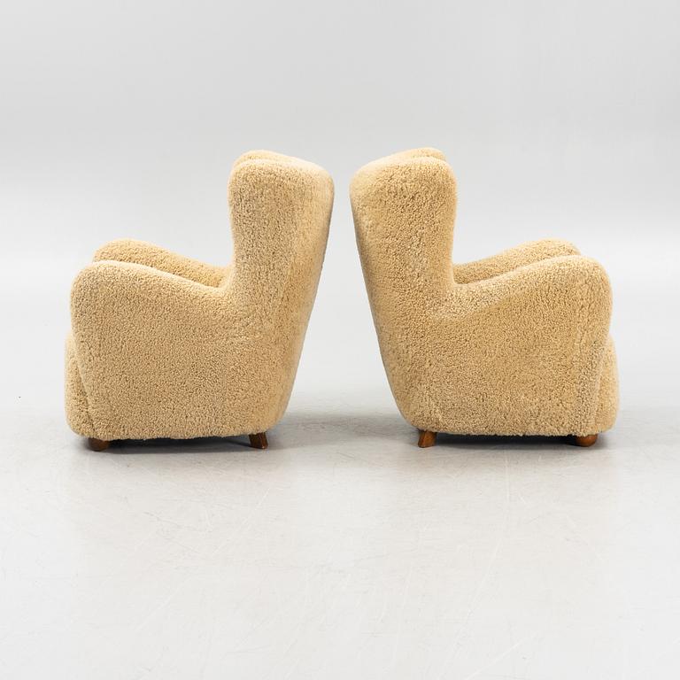 A pair of armchairs, Scandinavia, 1930's/40's.