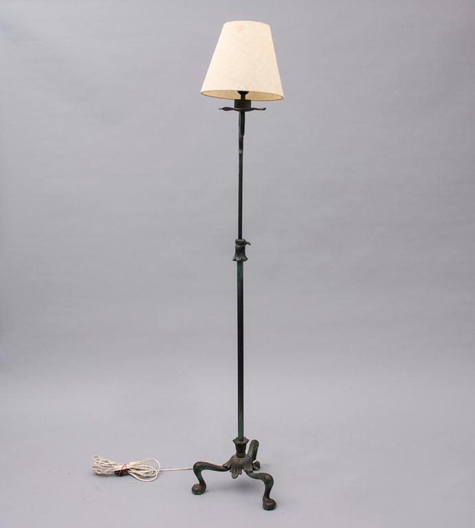 GOLVLAMPA, 1930-tal.