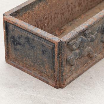 Anna Petrus, "Blomlåda Nr 1", Näfveqvarns bruk.