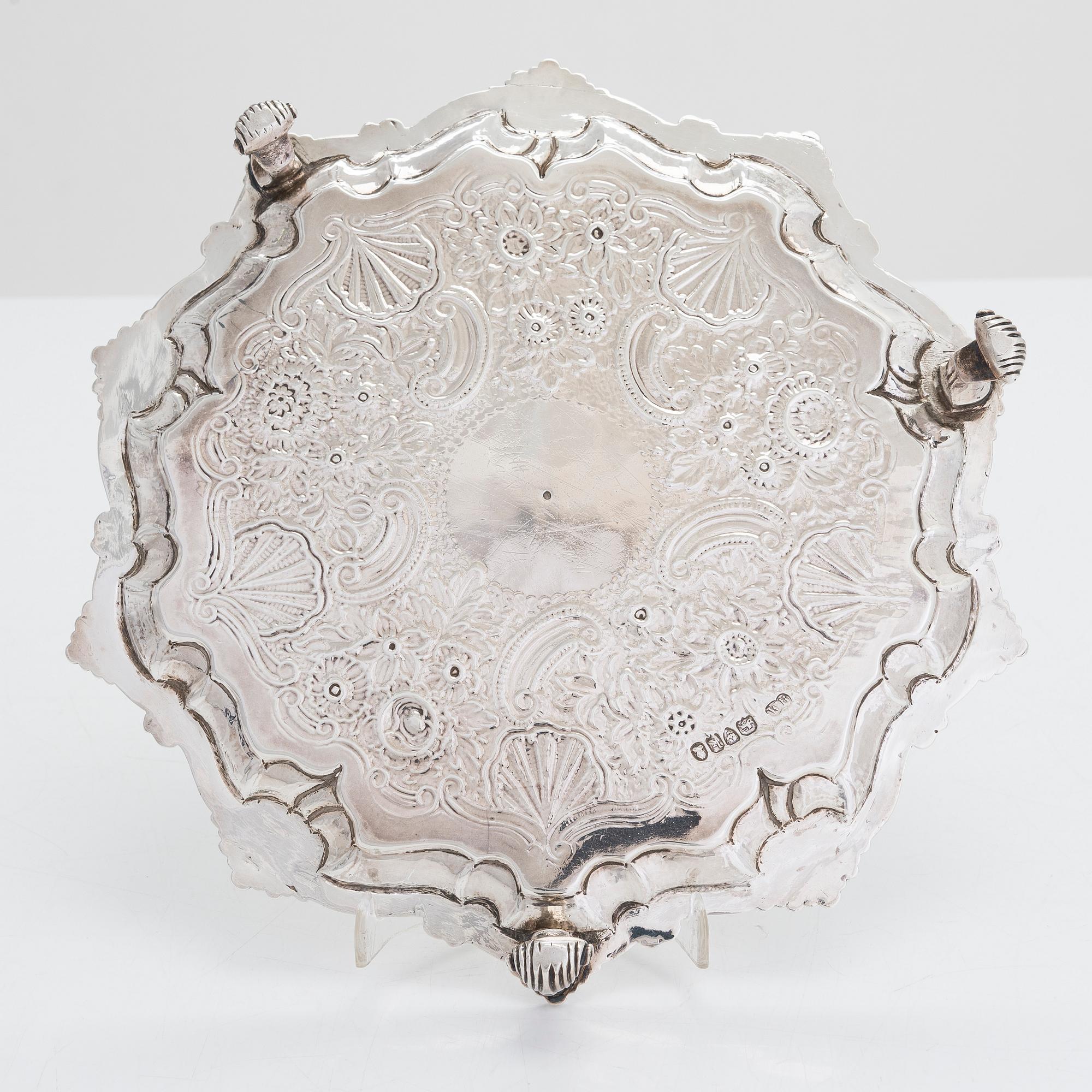 William Brown, salver, sterlingsilver, London 1825.