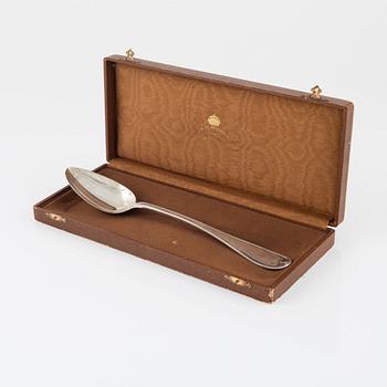 Pehr Zethelius, ragusked, silver, modell "Svensk dubbelrefflad", Stockholm, 1803.