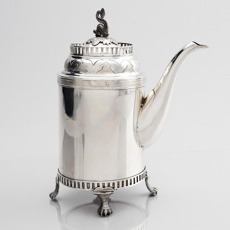 Fredrik Skough, kaffekanna, silver, (verksam 1824-1830) Borås. Empire.
