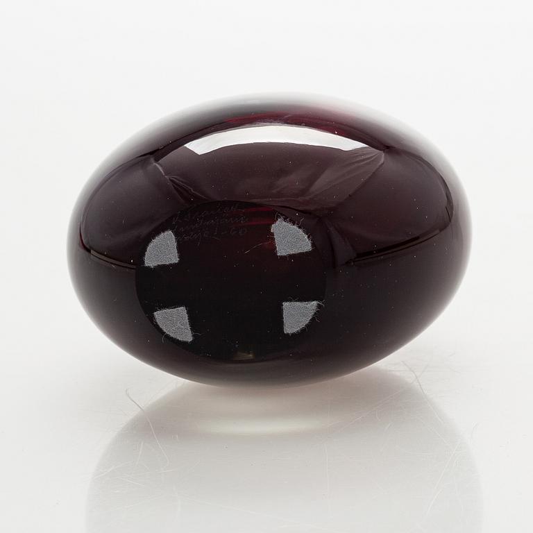 Kaj Franck, a 'KF 240' vase signed K. Franck Nuutajärvi Notsjö -61.