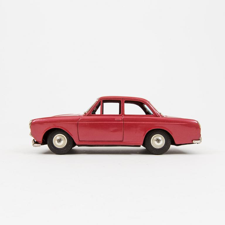 Two tinplate toy cars Japan 1960s.