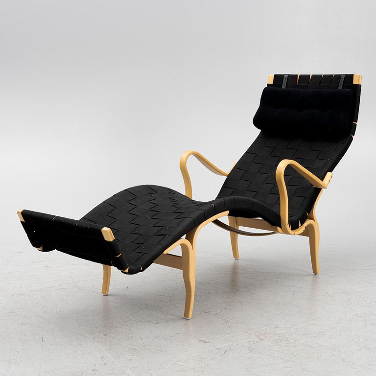 Bruno Mathsson, Reclining Chair, "Pernilla", Dux, late 20th century.