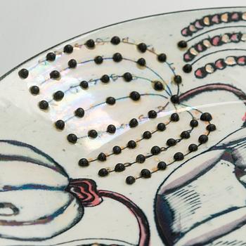 Birger Kaipiainen, A ceramic decorative dish, signed Kaipiainen Arabia.