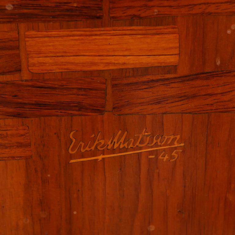 SKÅP, art déco, Erik Matsson, Mjölby Intarsia, 1900-talets andra hälft.