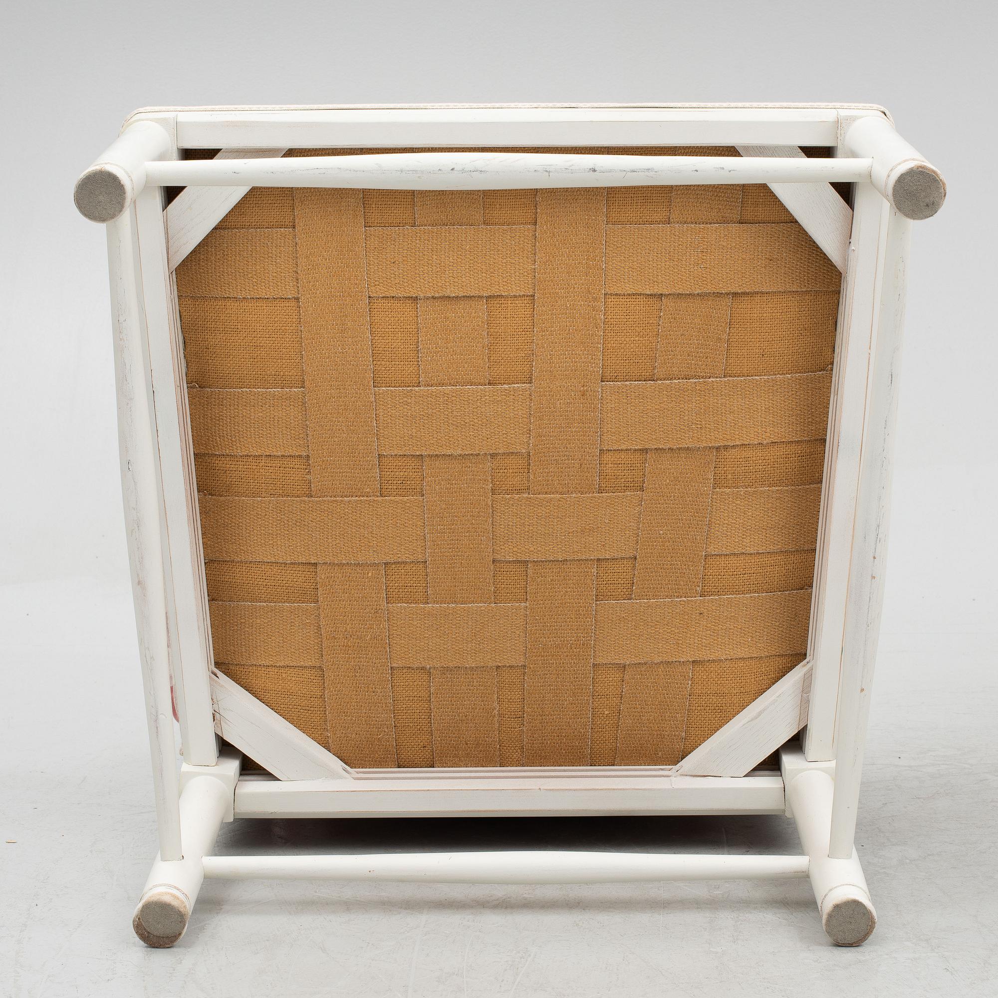 A pair of armchairs a pair, so-called Gripsholm chairs, Gustavian style, 20th century.