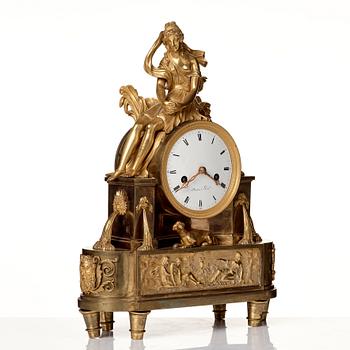 BORDSPENDYL, Frankrike, 1800-talets början, Empire.