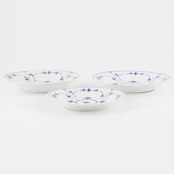 Service parts, 57 pieces, porcelain, "Musselmalet full and half lace", Royal Copenhagen, Denmark.