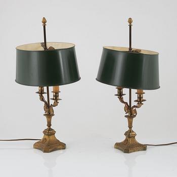 Bordslampor, ett par, empirestil, 1900-talets första hälft.