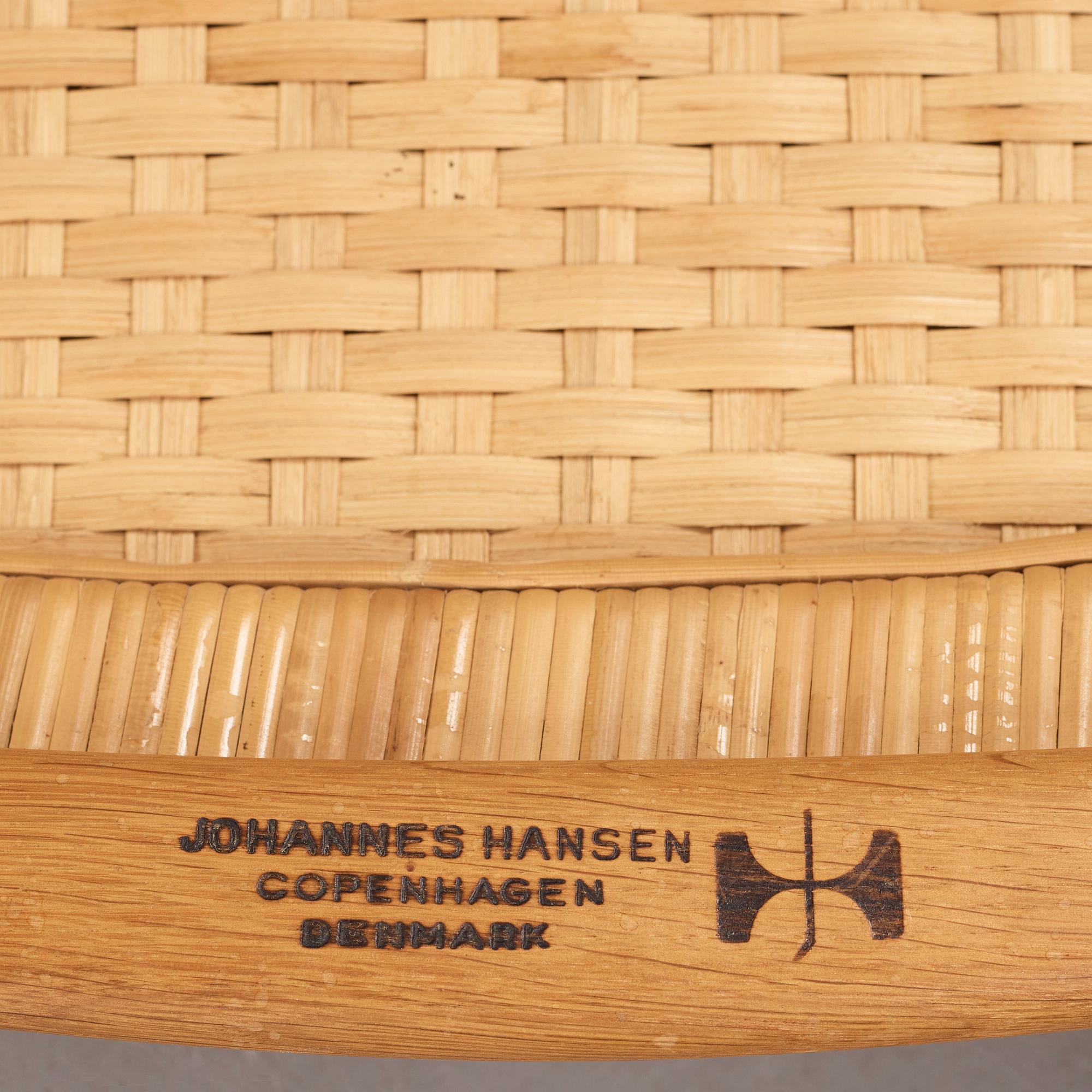 Hans J. Wegner, ett par "Folding chairs," modell 512, Johannes Hansen, Danmark 1950-tal.