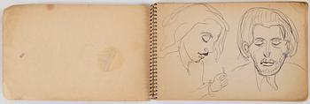 MAJ BRING, a sketch pad and book.