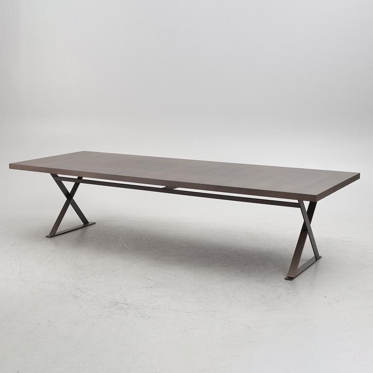 Antonio Citterio, dining table, "Pathos", Maxalto, B&B Italia.
