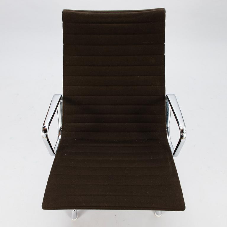 CHARLES & RAY EAMES, An office chair / armchair Aluminium Group 'EA 115/116', Herman Miller, Vitra.